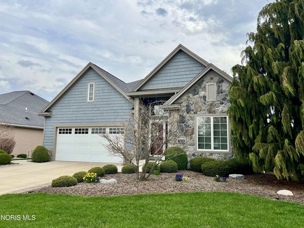 7450 Hickory Valley Drive , Maumee, OH 43537