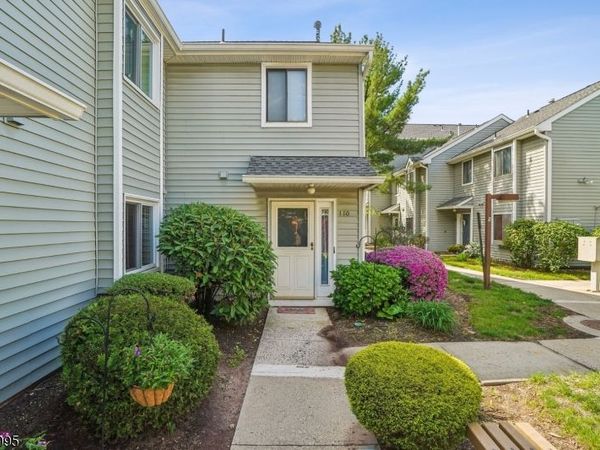 165 Essex Ave, Metuchen, NJ 08840