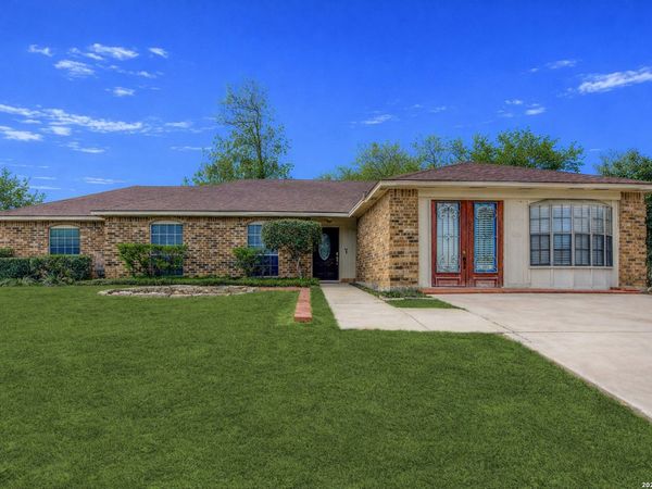 6430 RIDGE FOREST DR, San Antonio, TX 78233