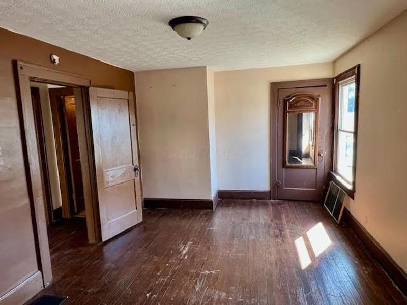 760 Siebert Street , Columbus, OH 43206 Photo 11