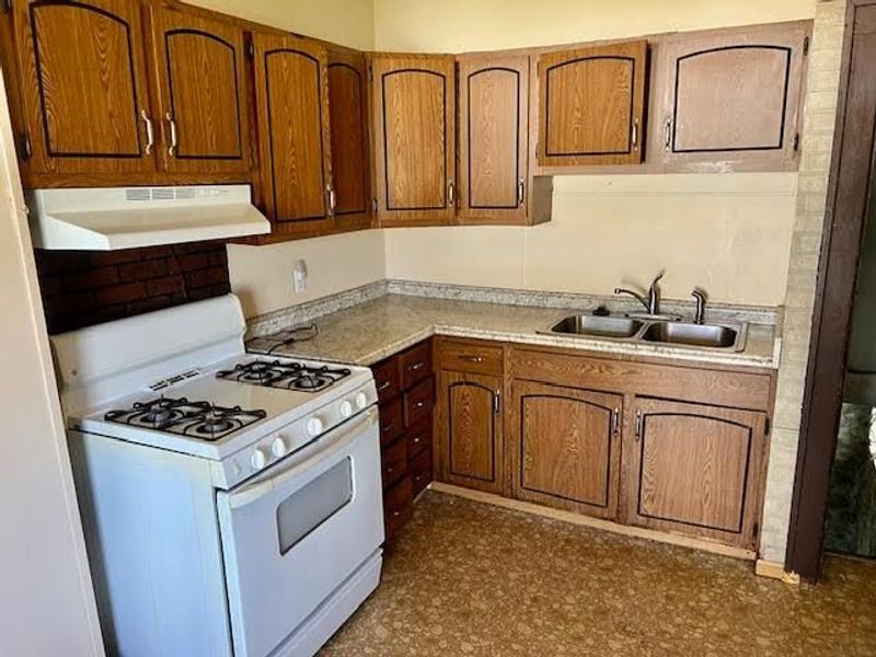 760 Siebert Street , Columbus, OH 43206 Photo 7