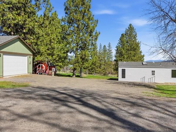12315 E Connor Rd, Valleyford, WA 99036