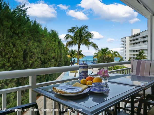 3546 S Ocean Boulevard, Unit 420, South Palm Beach, FL 33480