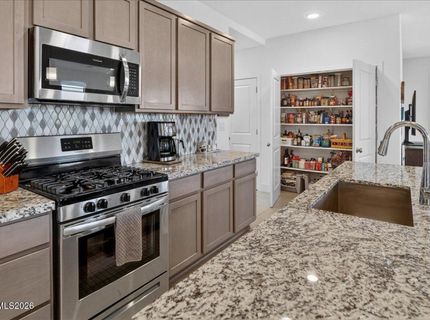 10 Zenith Court, Minden, NV 89423 Photo