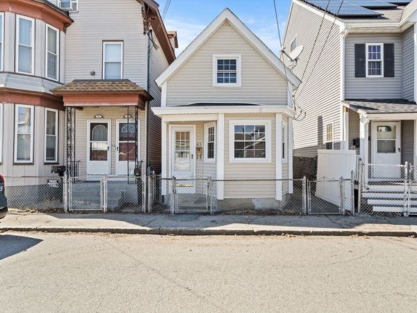 85 Kinsman Street, Lowell, MA 01852