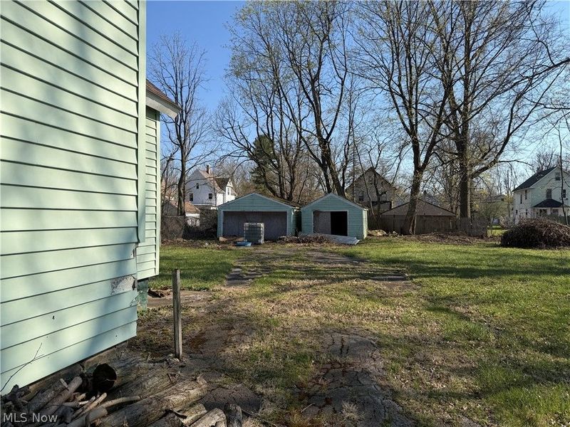 199 Forest Street NW, Warren, OH 44483 Photo 4