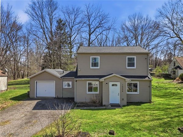 1555 Ambre Drive , Akron, OH 44312