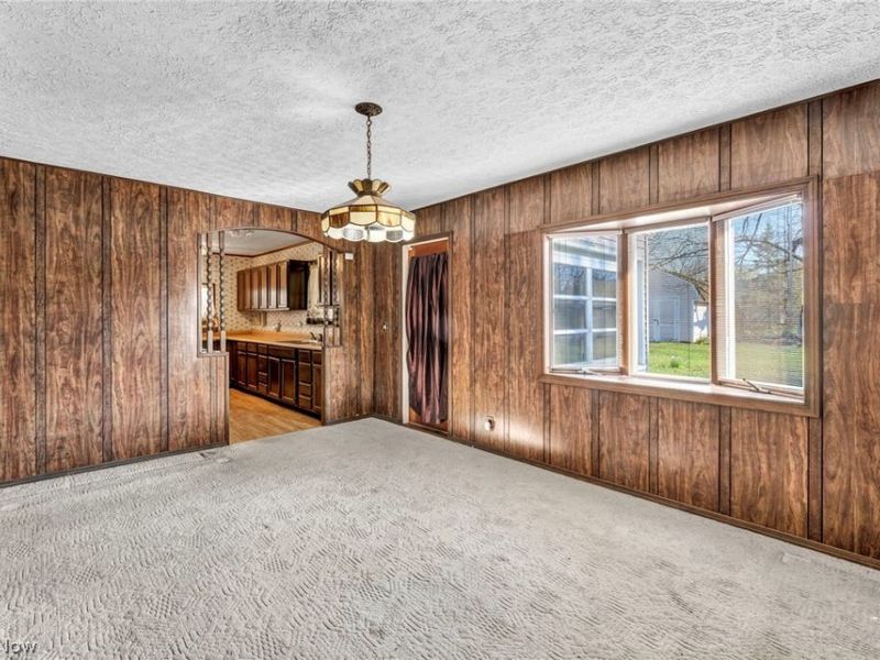 9019 Newkirk Drive, Parma Heights, OH 44130 Photo 14