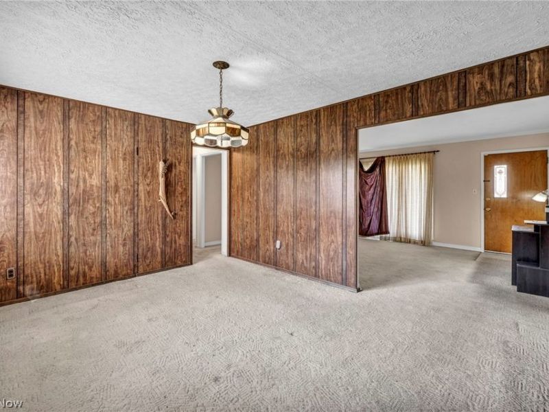 9019 Newkirk Drive, Parma Heights, OH 44130 Photo 16