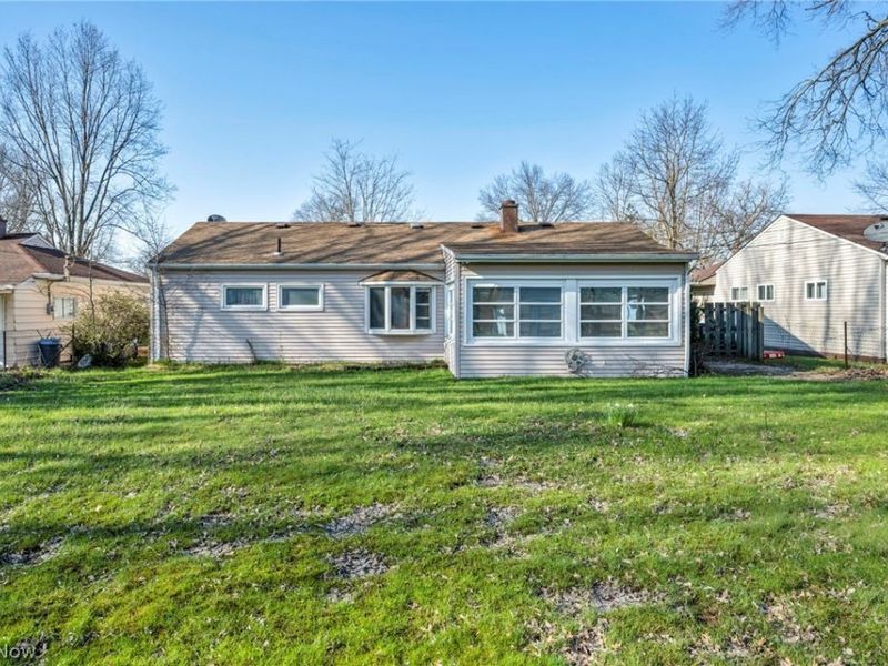 9019 Newkirk Drive, Parma Heights, OH 44130 Photo 30