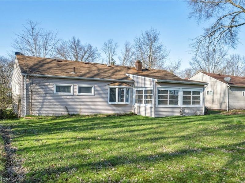 9019 Newkirk Drive, Parma Heights, OH 44130 Photo 31