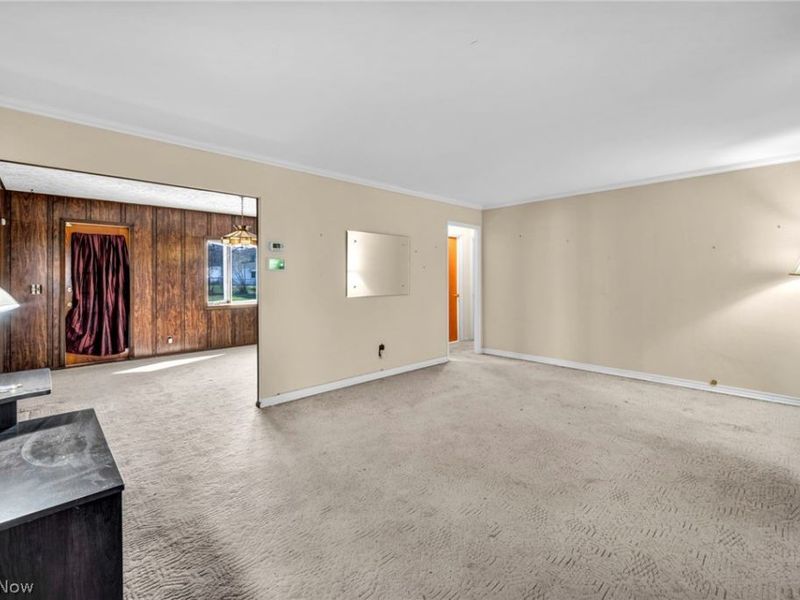 9019 Newkirk Drive, Parma Heights, OH 44130 Photo 7