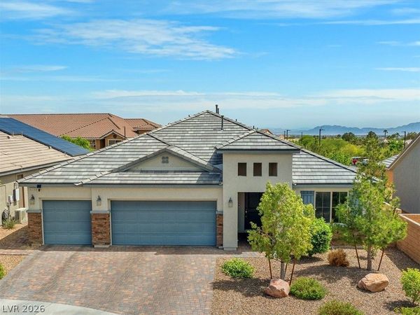 6320 Regina Ridge Street, Las Vegas, NV 89149