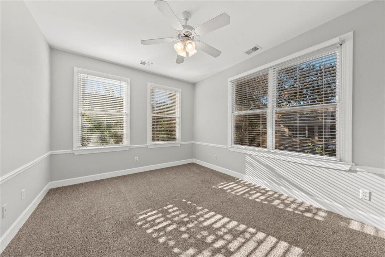 11 Kirkland Lane Photo 13