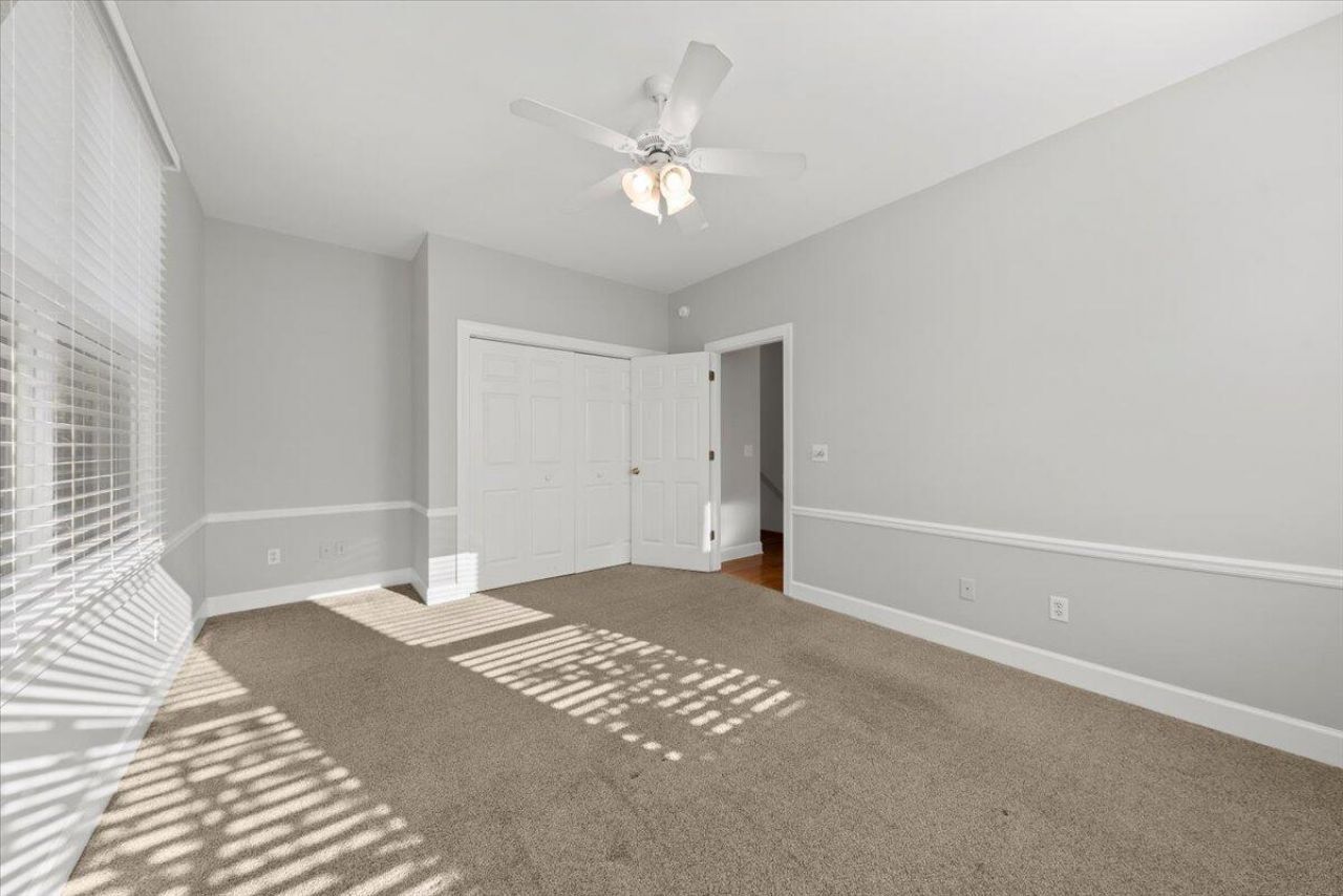 11 Kirkland Lane Photo 14