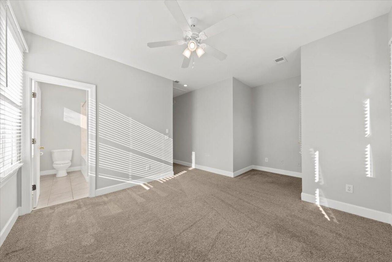 11 Kirkland Lane Photo 18