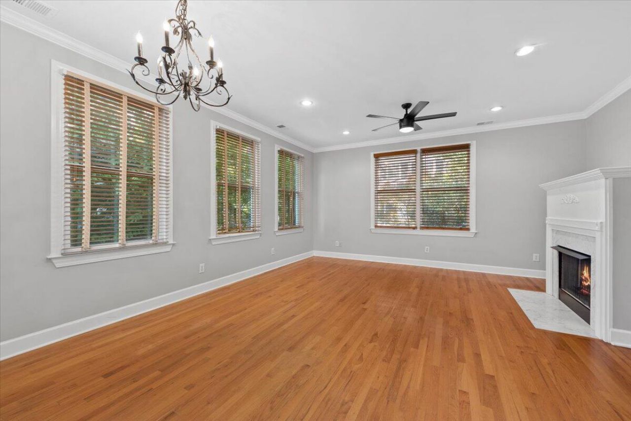 11 Kirkland Lane Photo 4