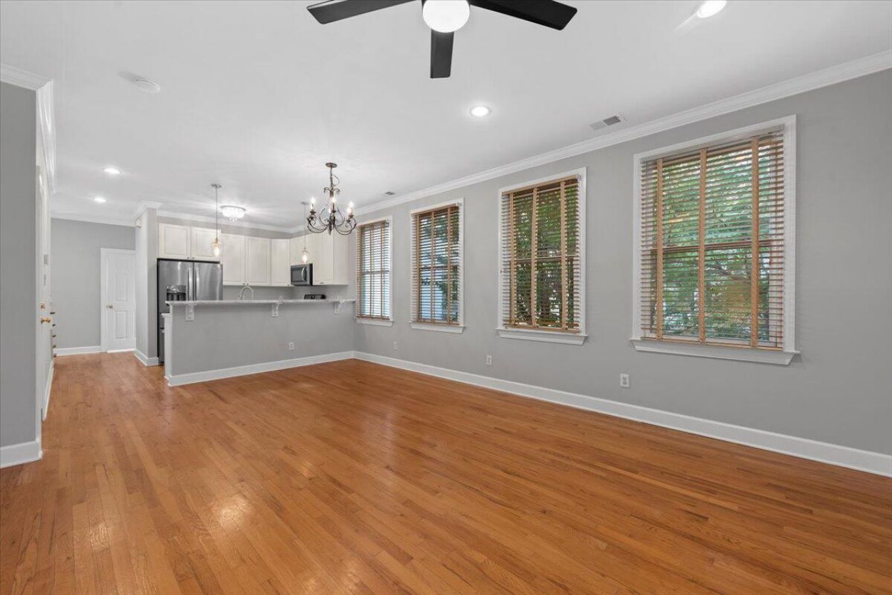 11 Kirkland Lane Photo 8