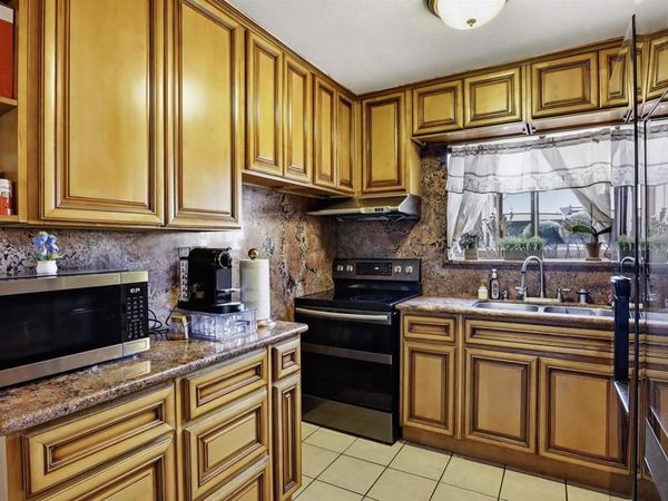 27505 Tampa Ave, Unit 29, Hayward, CA 94544