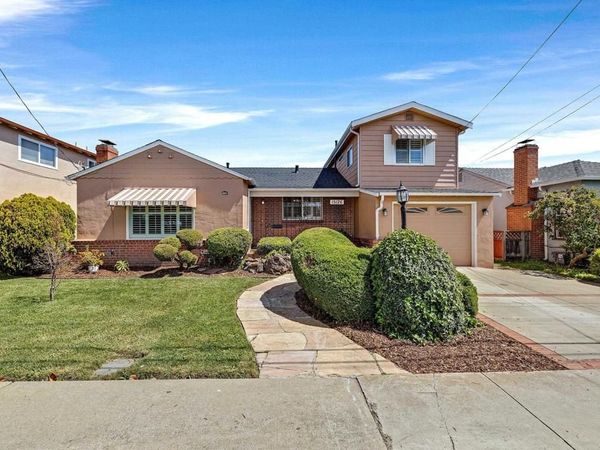 15126 Andover St, San Leandro, CA 94579