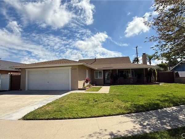 14942 Quill, Huntington Beach, CA 92647