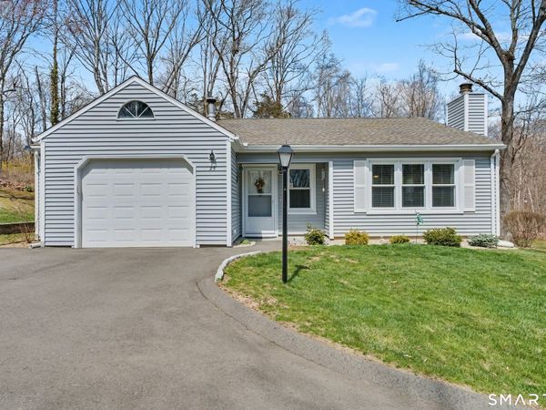 2415 Shepard, Unit 23, Hamden, CT 06518