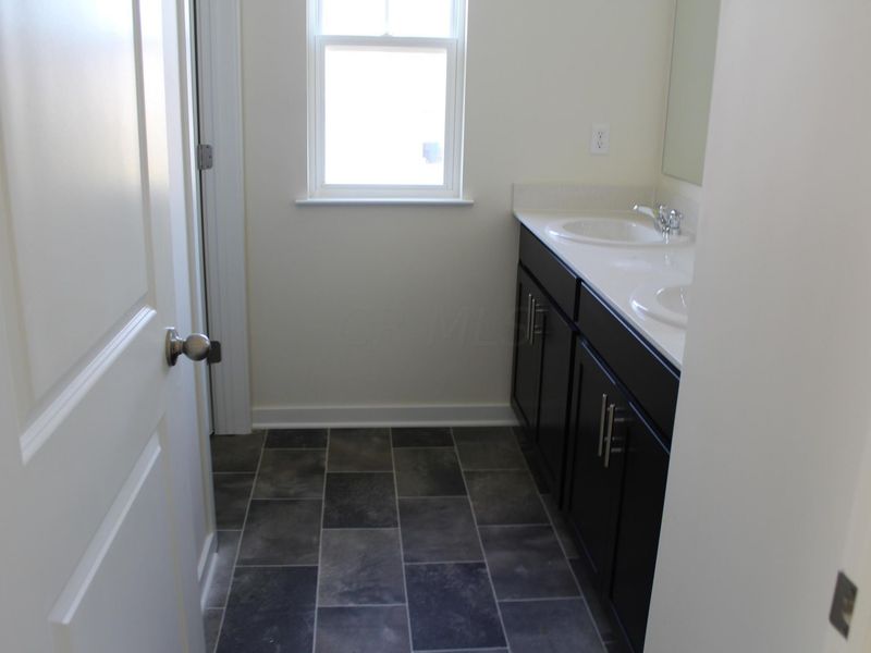 448 Park Vista Drive, Delaware, OH 43015 Photo 12