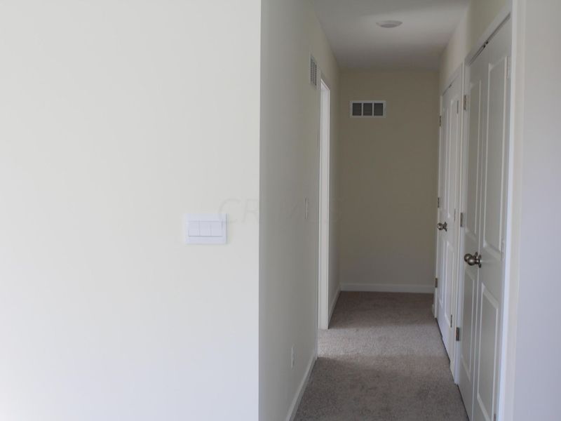 448 Park Vista Drive, Delaware, OH 43015 Photo 8