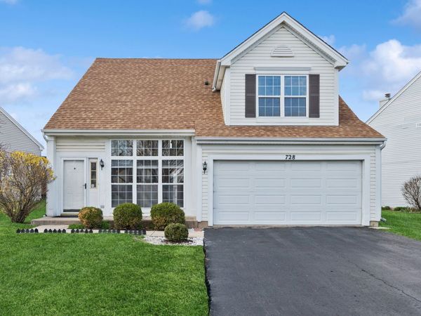 728 Wildflower Circle , Naperville, IL 60540
