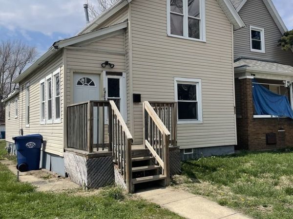 143 N Entrance Avenue, Kankakee, IL 60901