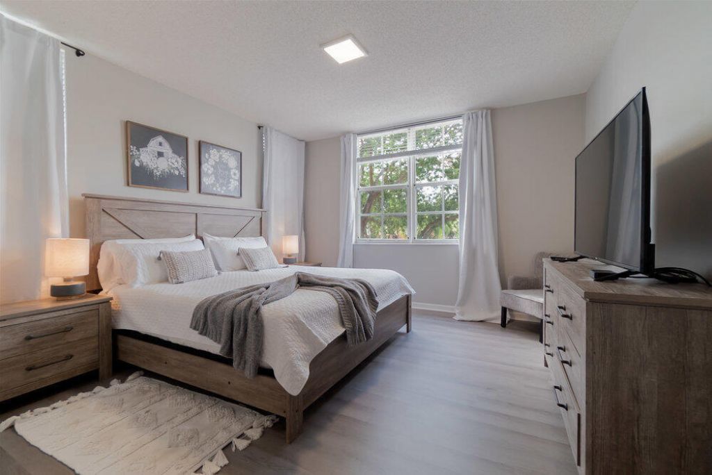 11790 Saint Andrews Place, Unit 206, Wellington, FL 33414 Photo