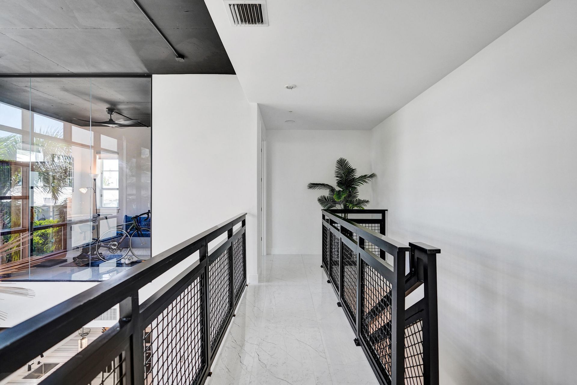 365 SE 6th Avenue, Unit 307, Delray Beach, FL 33483 Photo