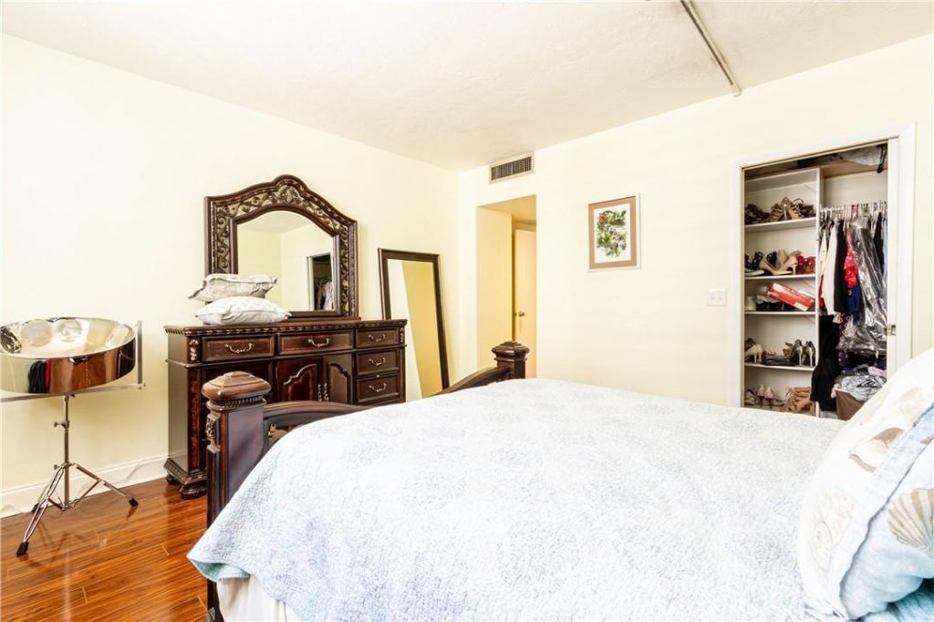 4250 Galt Ocean Drive, Unit 8j, Fort Lauderdale, FL 33308 Photo