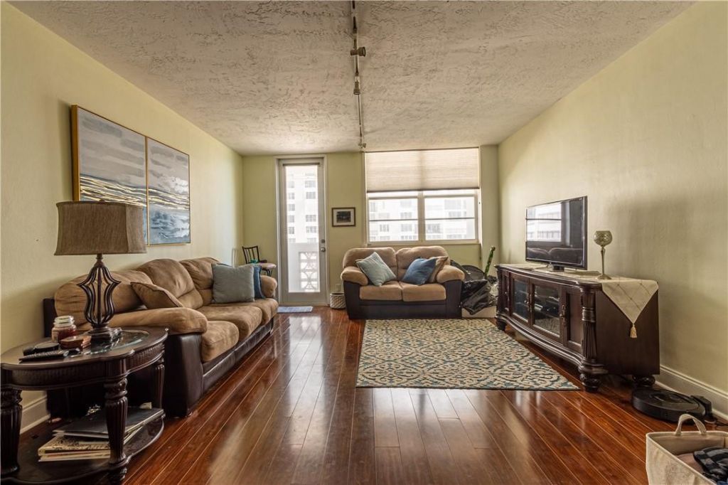 4250 Galt Ocean Drive, Unit 8j, Fort Lauderdale, FL 33308 Photo