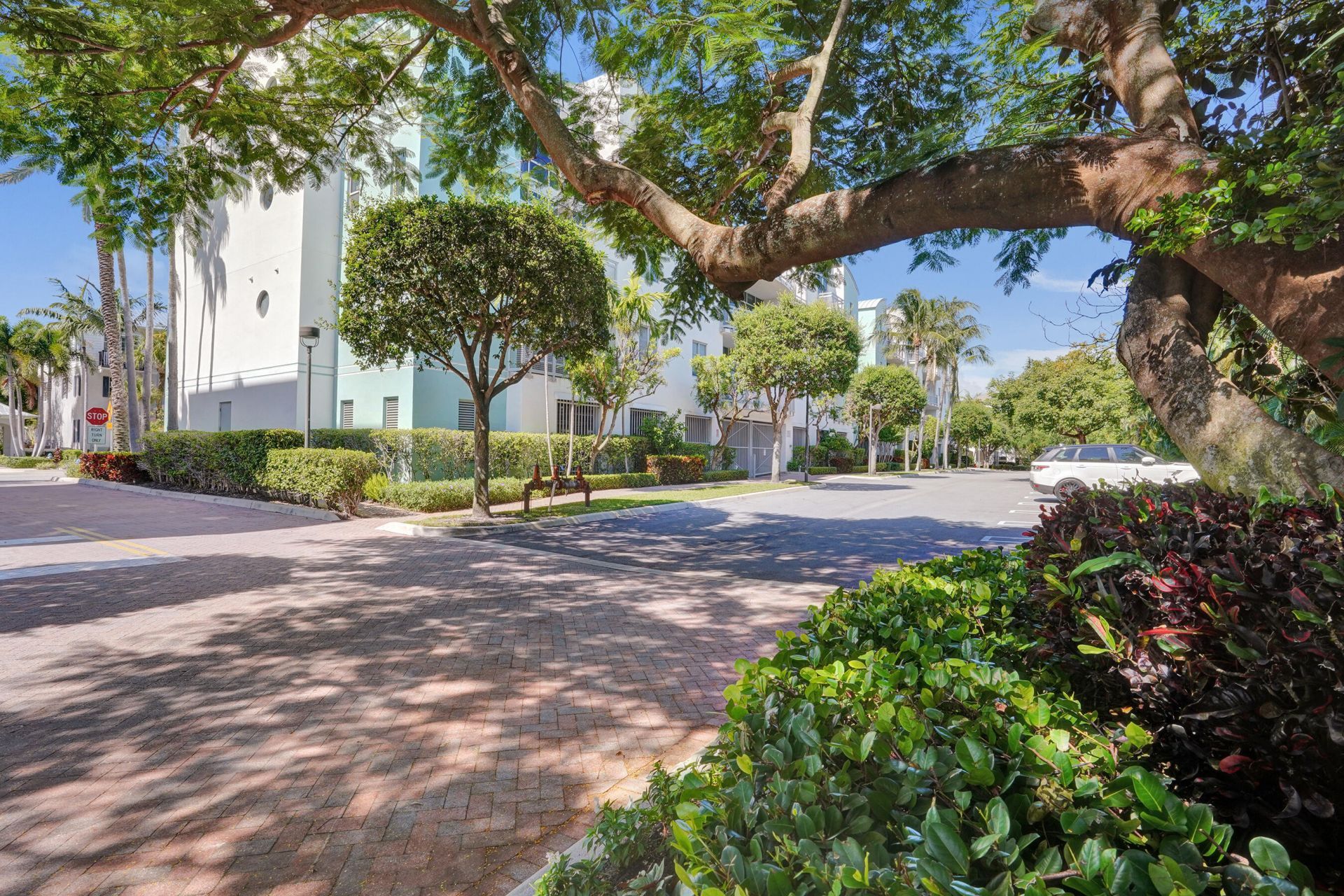 365 SE 6th Avenue, Unit 307, Delray Beach, FL 33483 Photo