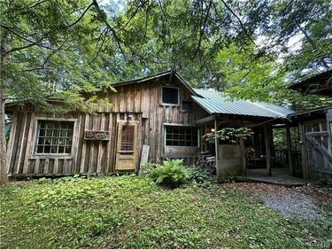 Brown Road, Lorraine, NY 13659