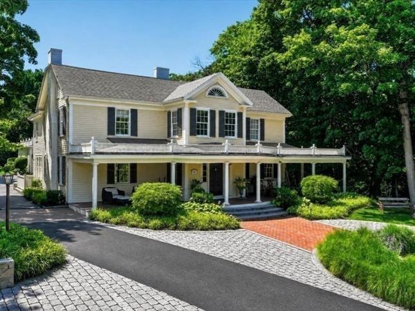54 Lincoln Street, Hingham, MA 02043