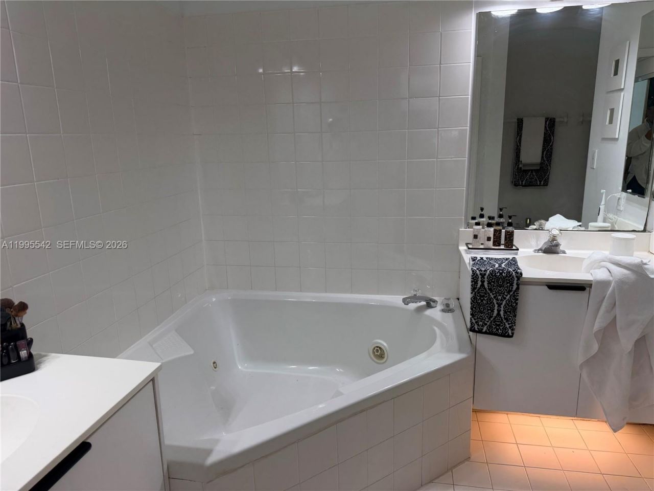 9725 NW 52nd St, Unit 111, Doral, FL 33178 Photo