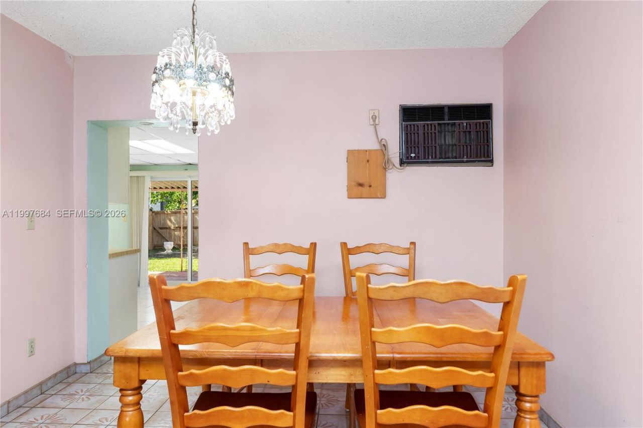 6441 SW 23rd St , Miramar, FL 33023 Photo