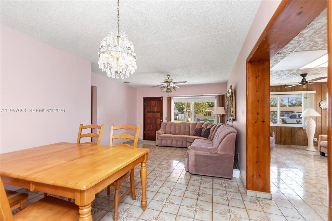 6441 SW 23rd St , Miramar, FL 33023 Photo