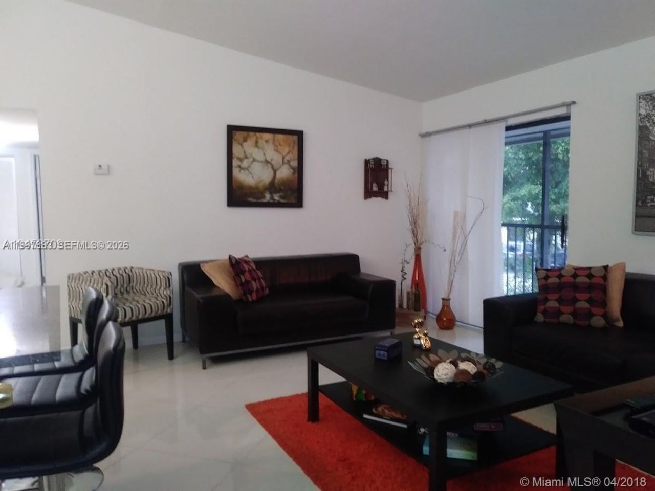 907 NE 199th St, Unit 204, Miami, FL 33179 Photo