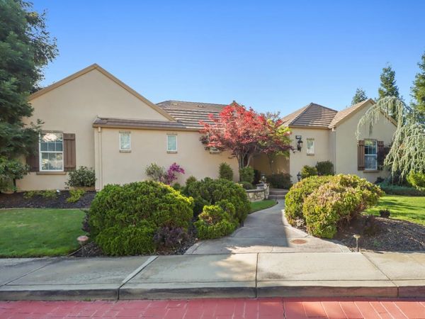 8900 Belford Ct, Roseville, CA 95747