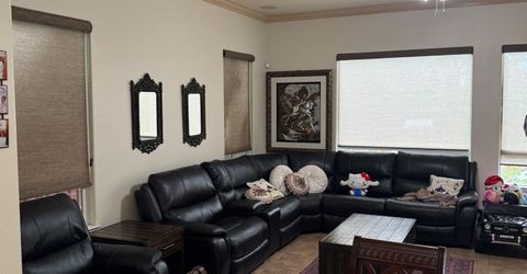 8900 Belford Ct, Roseville, CA 95747 Photo