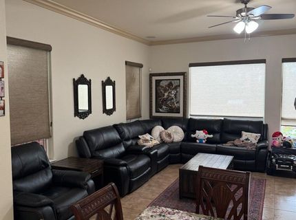 8900 Belford Ct, Roseville, CA 95747 Photo