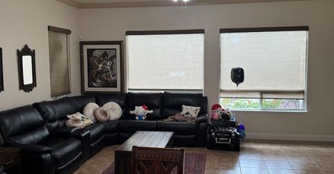 8900 Belford Ct, Roseville, CA 95747 Photo
