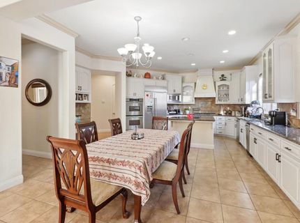 8900 Belford Ct, Roseville, CA 95747 Photo