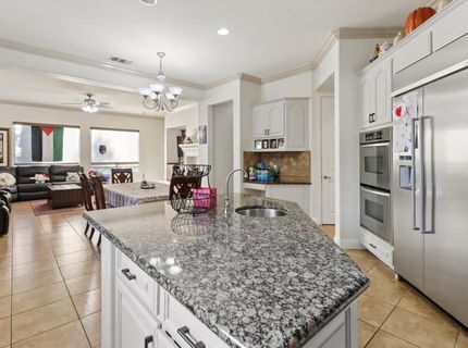 8900 Belford Ct, Roseville, CA 95747 Photo