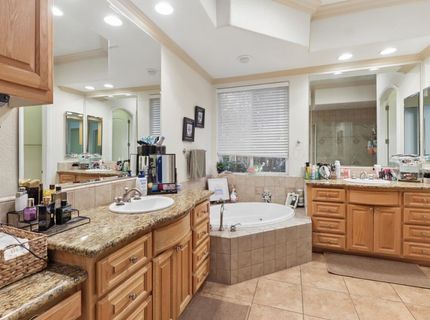 8900 Belford Ct, Roseville, CA 95747 Photo