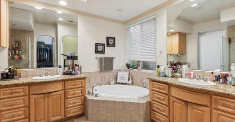 8900 Belford Ct, Roseville, CA 95747 Photo