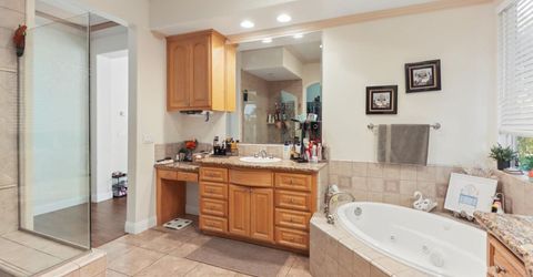 8900 Belford Ct, Roseville, CA 95747 Photo